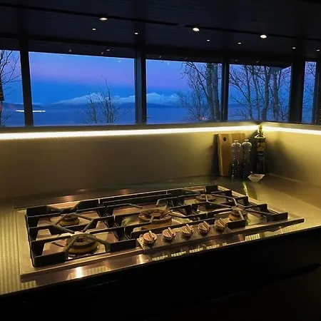 Сasa de vacaciones Tranquility, Magnificent Views And Comfort In Lyngen
